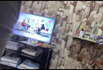 Узбек уговорил свою девушку сделать ему минет на камеру с разговорами от первого лица