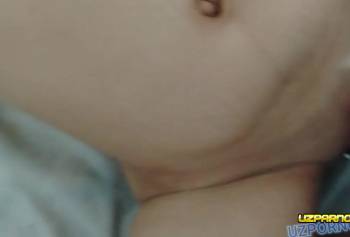 С вибратором на члене трахнул свою белокурою жену узбечку